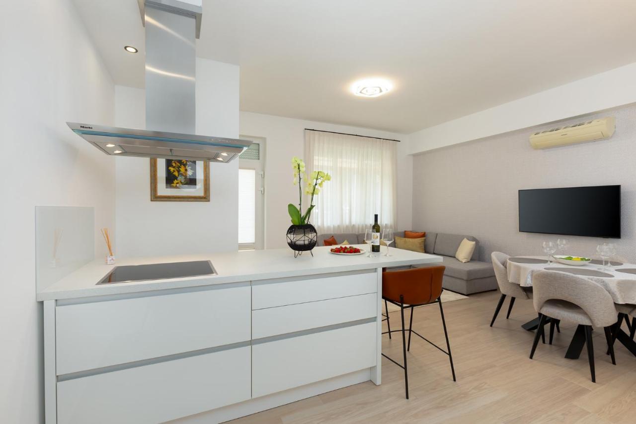 Stylish Apartment Mediterraneo Poreč Buitenkant foto